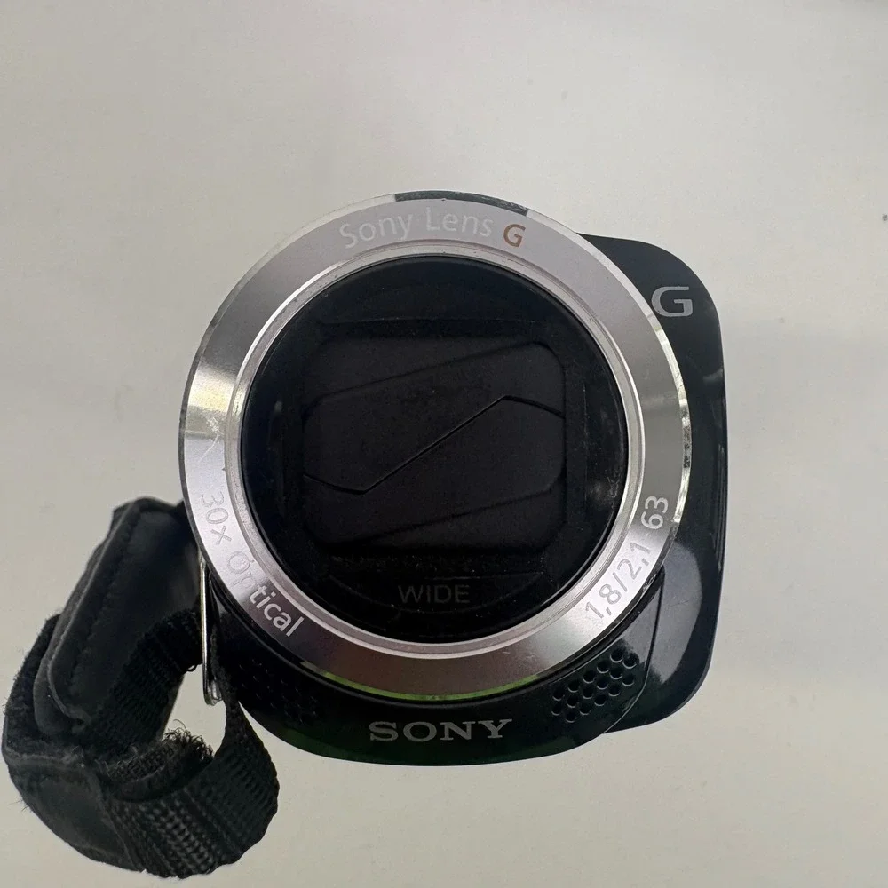 Sony Handycam HDR-CX260V 16GB HD Camcorder 30x Optical Zoom Black Bundle TESTED